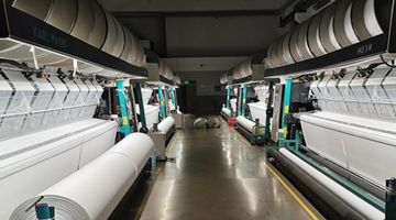 公司擁有先進的紡織設備40臺，◆無◆◊張◊力水洗設備